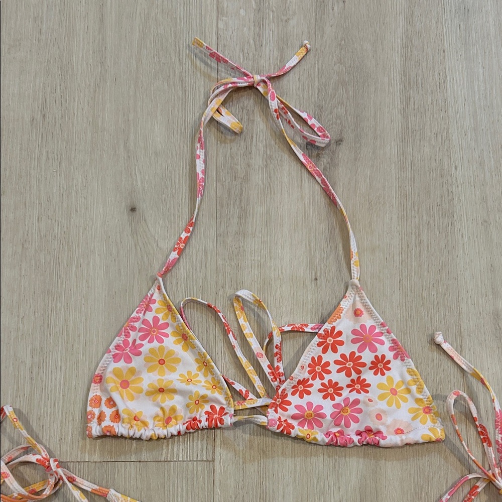 Bright swimwear Floral string Bikini Set in Pink and Orange - Picture 3 of 8